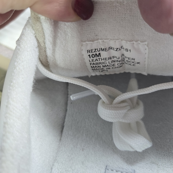 Steve Madden Rezume White and Silver Star Sneakers with Suede  Size Women's 10 - Picture 10 of 11